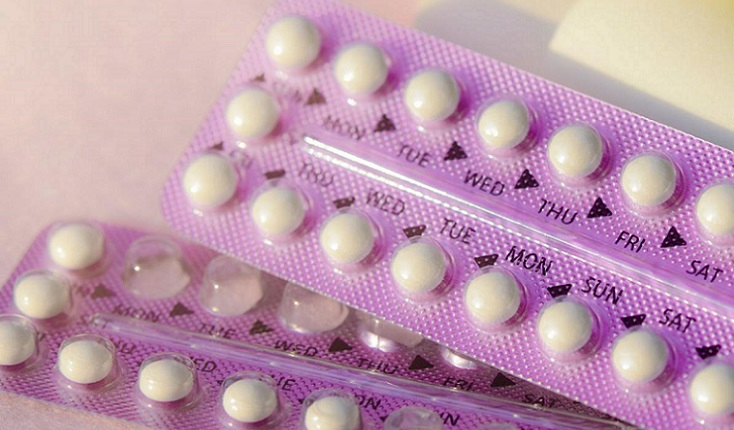 Vaccino Astrazeneca e contraccezione ormonale, SIC: comunicazione fuorviante, pillola strumento di emancipazione femminile